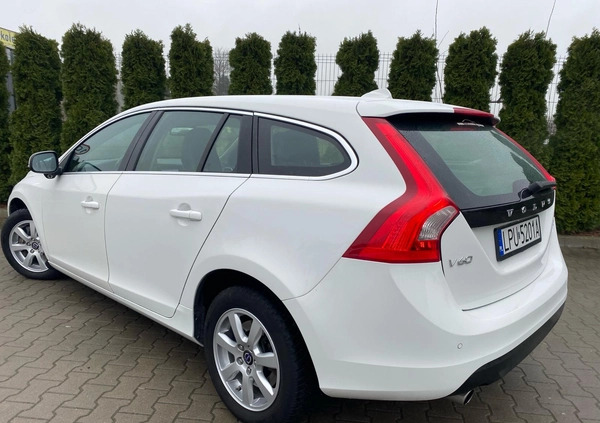 Volvo V60 cena 55900 przebieg: 244099, rok produkcji 2013 z Dęblin małe 704